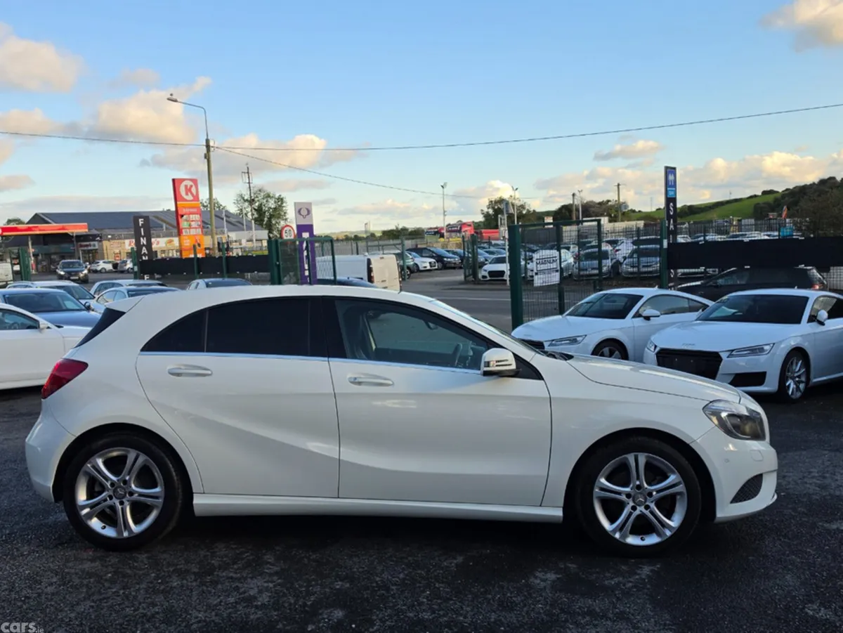 Mercedes-Benz A-Class Hatchback, Petrol, 2015, White