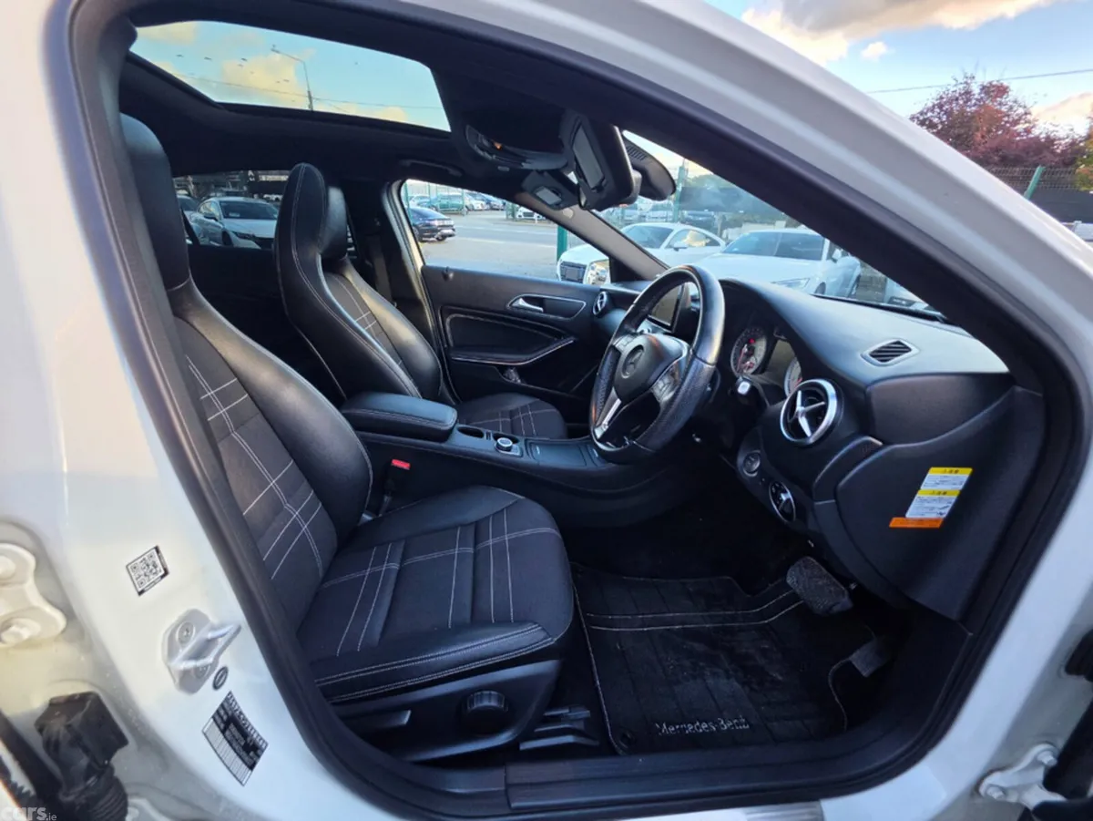 Mercedes-Benz A-Class Hatchback, Petrol, 2015, White