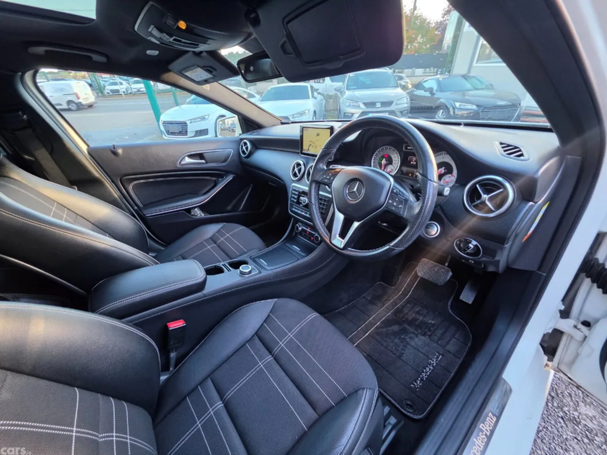 Mercedes-Benz A-Class Hatchback, Petrol, 2015, White