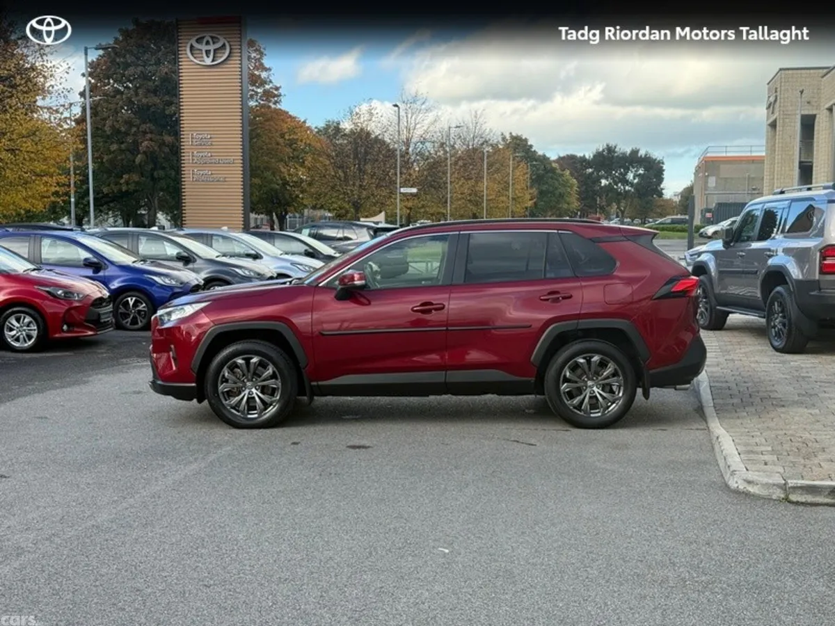 Toyota RAV4 SUV, Petrol Hybrid, 2022, Red