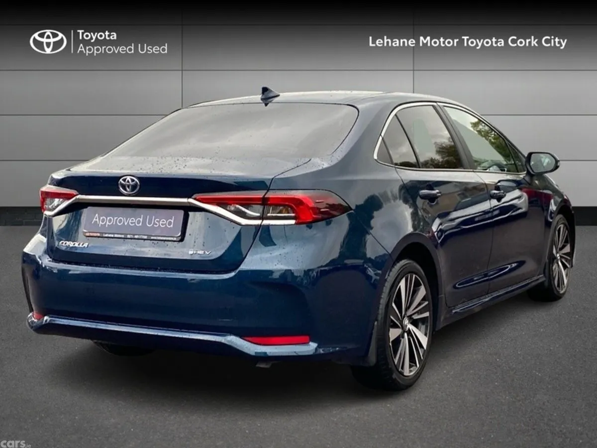Toyota Corolla Saloon, Petrol Hybrid, 2026, Blue