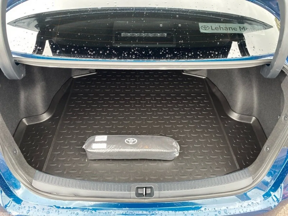 Toyota Corolla Saloon, Petrol Hybrid, 2026, Blue