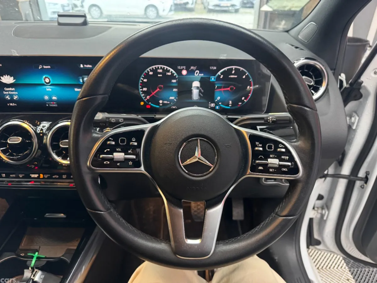 Mercedes-Benz B-Class Hatchback, Diesel, 2020, White