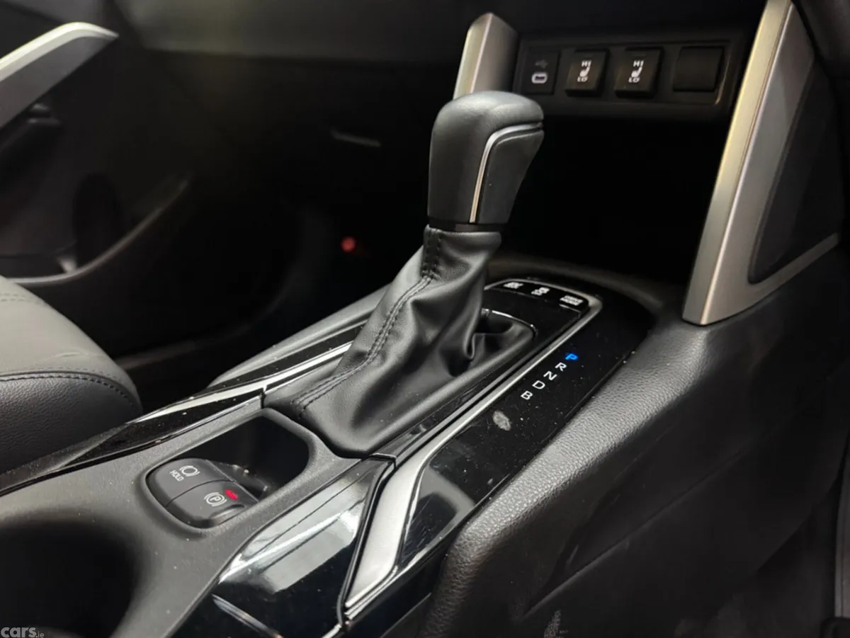 Toyota Corolla Cross SUV, Petrol Hybrid, 2024, Black