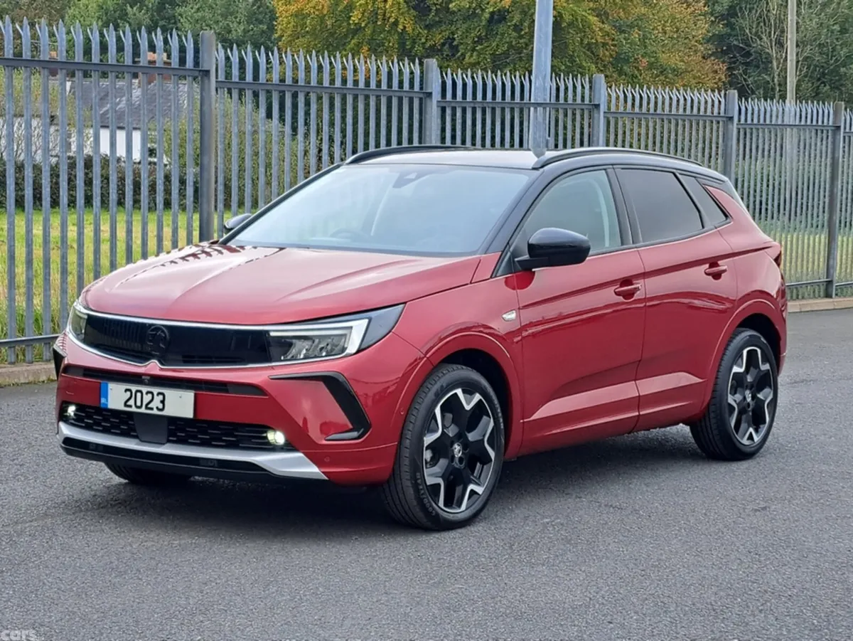Opel Grandland Hatchback, Diesel, 2023, Red