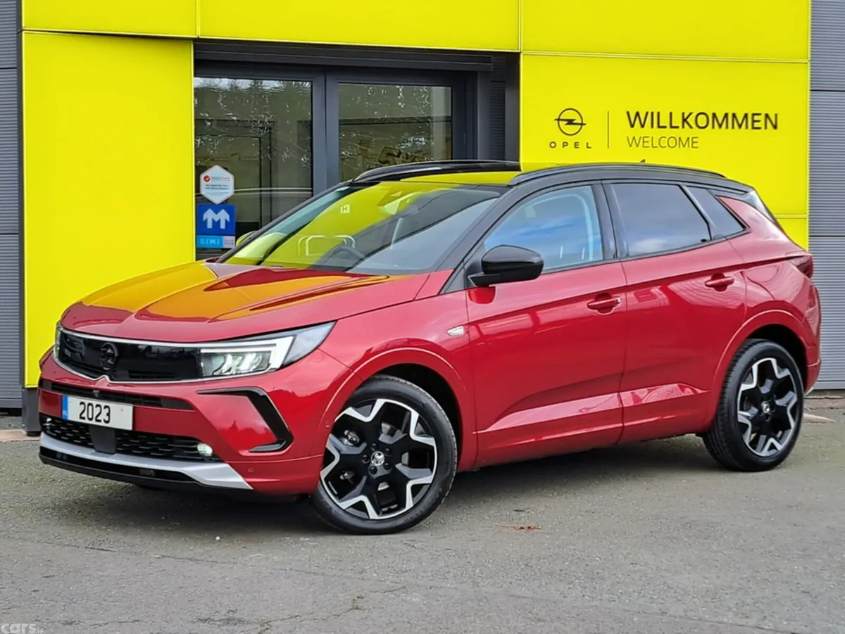Opel Grandland Hatchback, Diesel, 2023, Red