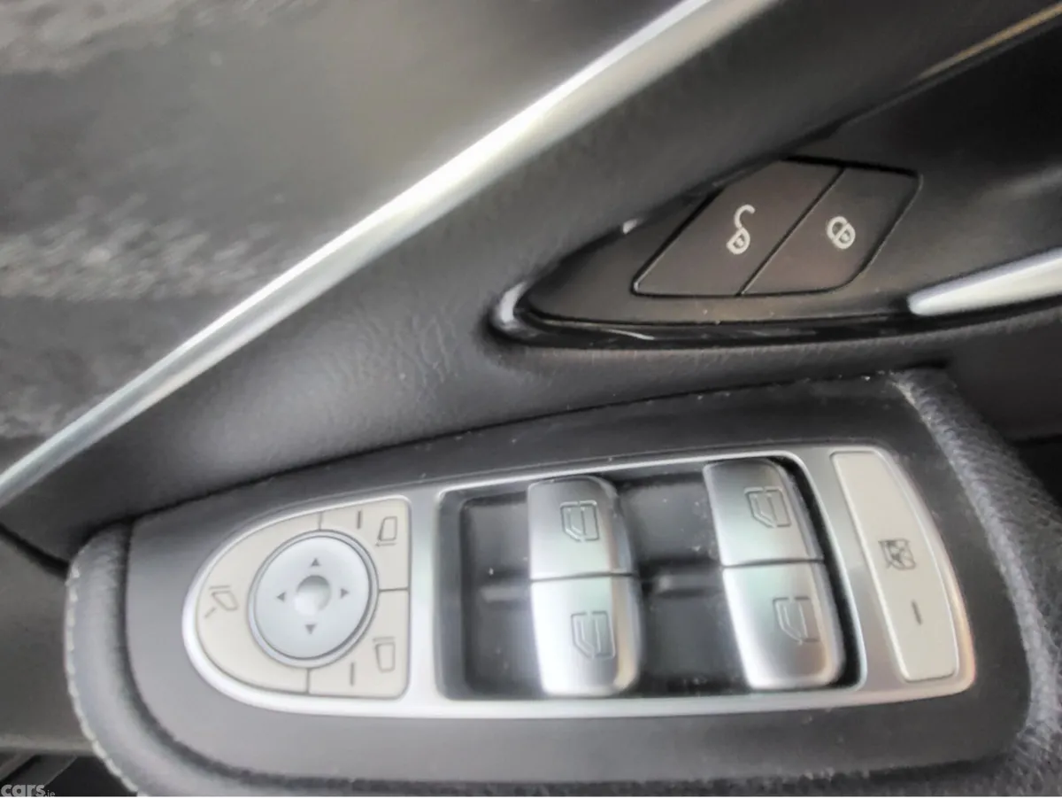 Mercedes-Benz GL-Class Estate, Diesel, 2018, White