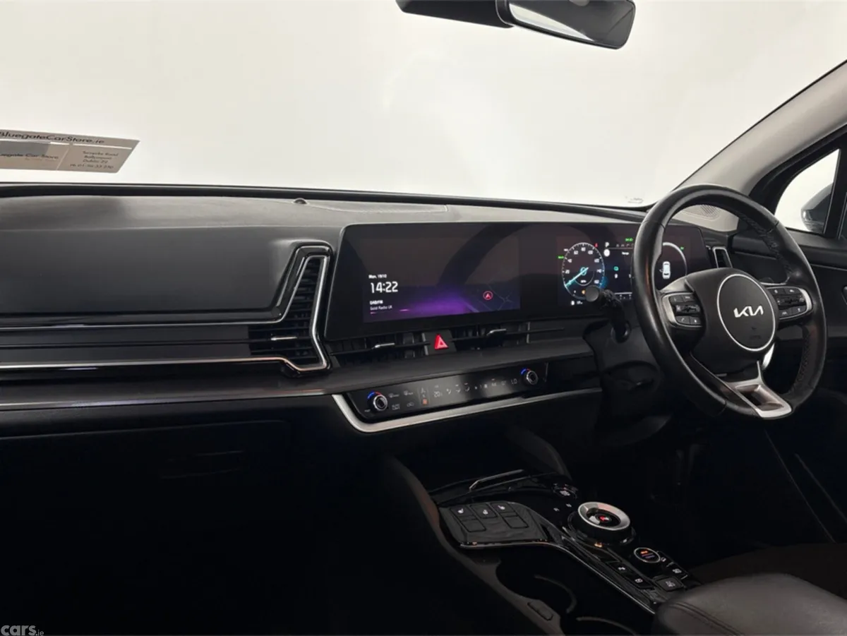 Kia Sportage Estate, Petrol Hybrid, 2024, Grey