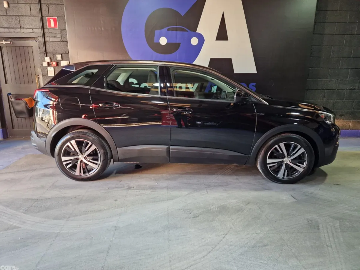 Peugeot 3008 Hatchback, Diesel, 2018, Black