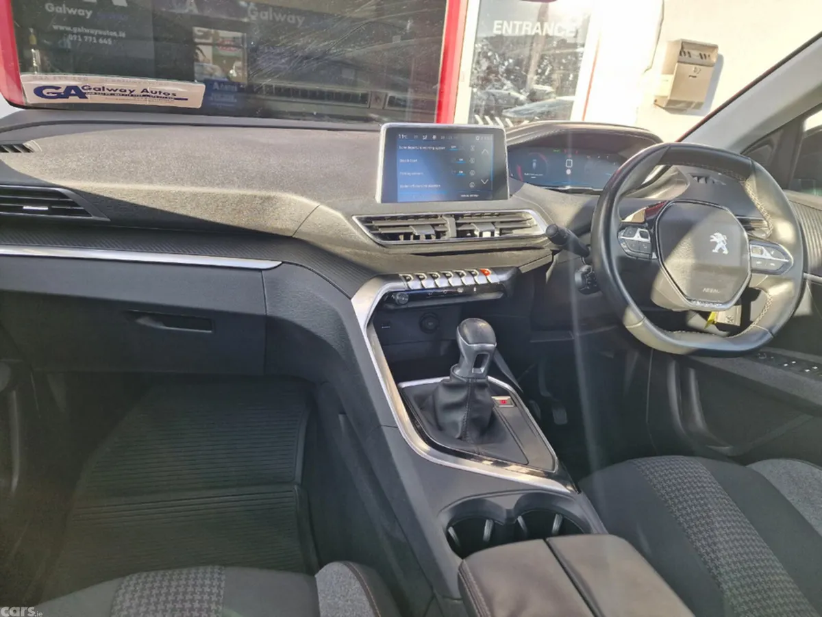 Peugeot 3008 Hatchback, Diesel, 2018, Black