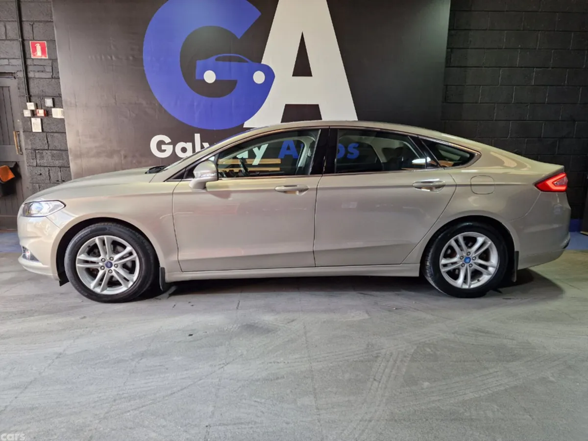 Ford Mondeo Hatchback, Diesel, 2015, Silver
