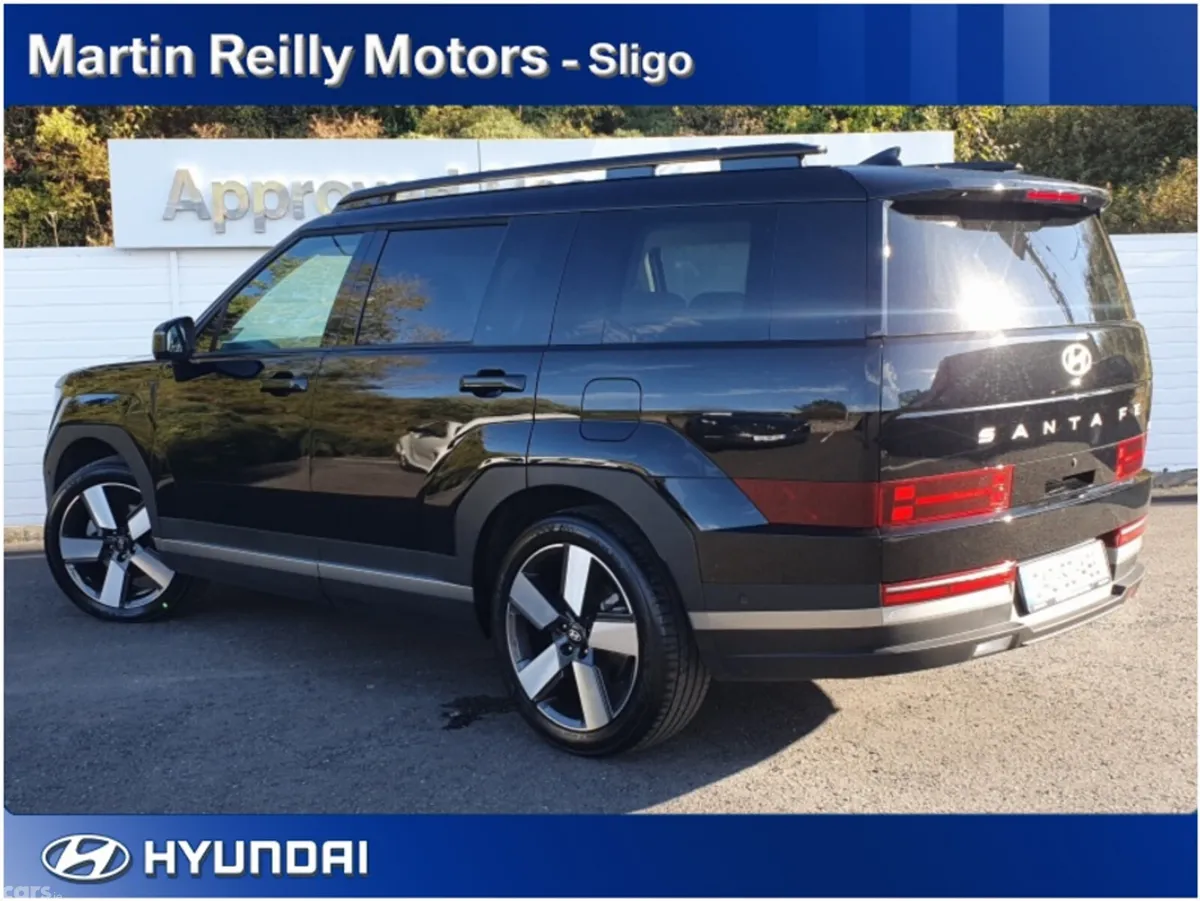 Hyundai Santa Fe SUV, Petrol Plug-in Hybrid, 2024, Black