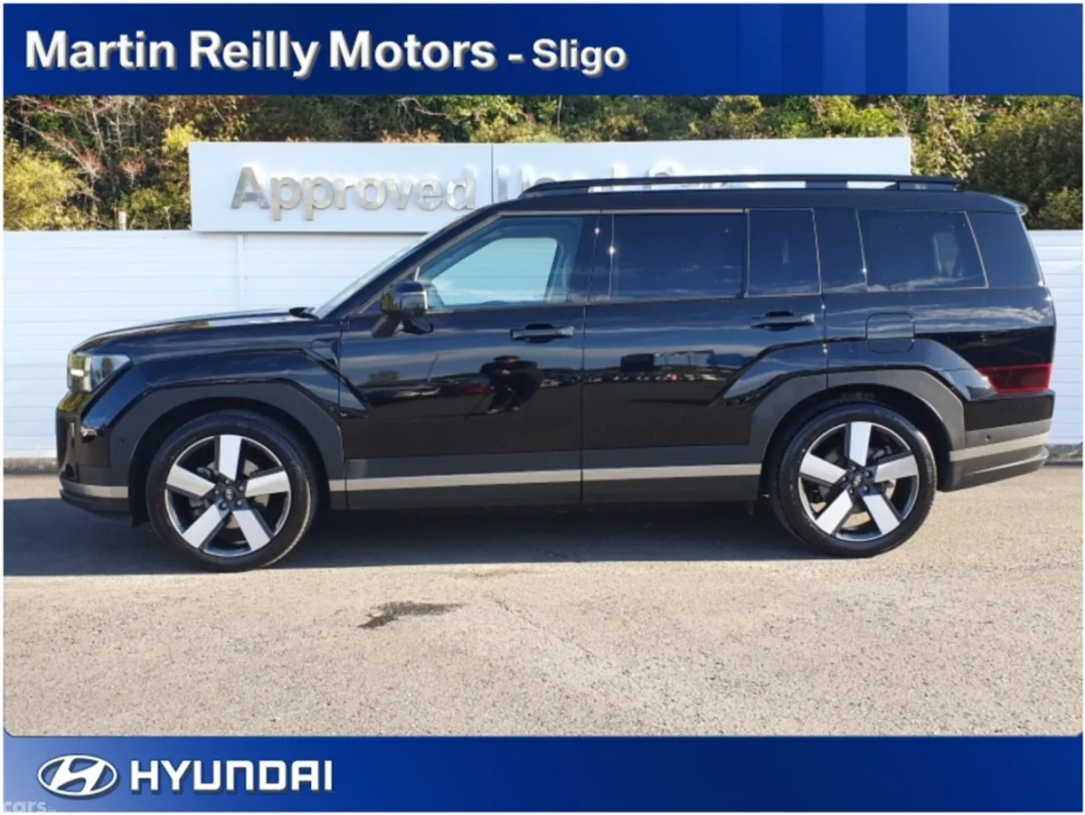 Hyundai Santa Fe SUV, Petrol Plug-in Hybrid, 2024, Black
