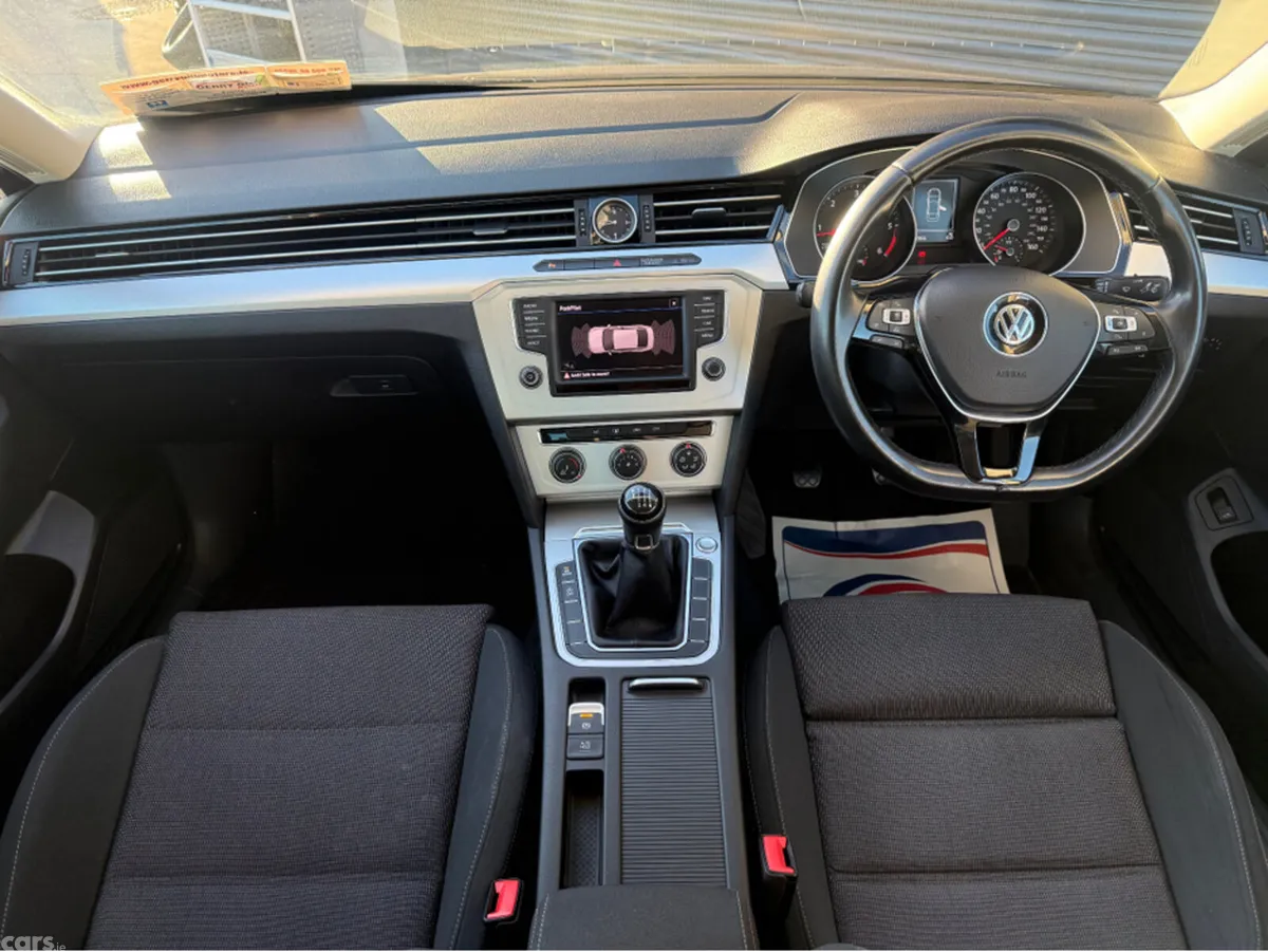 Volkswagen Passat Saloon, Diesel, 2017, Black