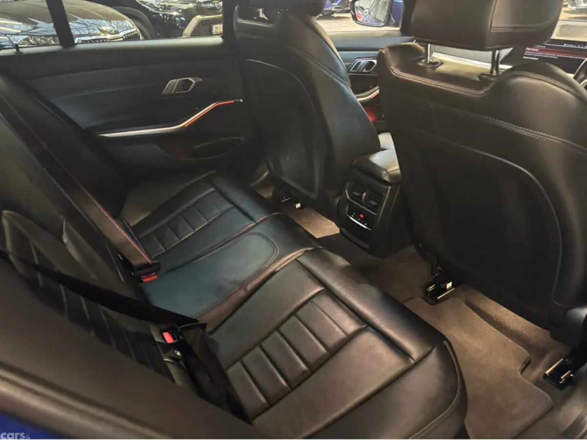BMW 3-Series Saloon, Diesel, 2021, Blue