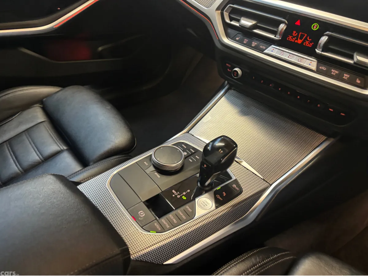 BMW 3-Series Saloon, Diesel, 2021, Blue