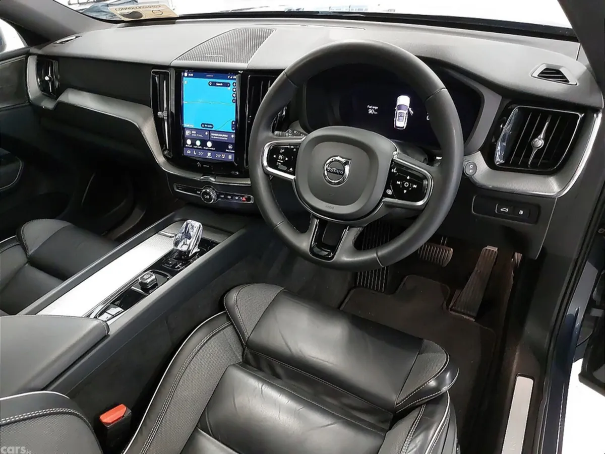 Volvo XC60 SUV, Petrol Plug-in Hybrid, 2023, Blue