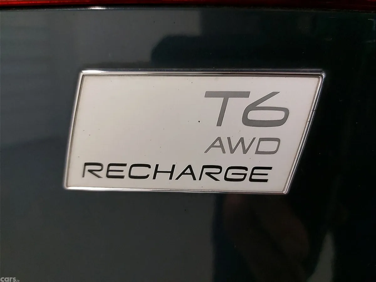 Volvo XC60 SUV, Petrol Plug-in Hybrid, 2023, Blue