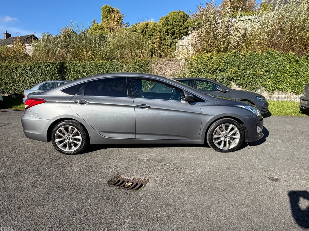 Hyundai i40 Saloon, Diesel, 2014, Silver