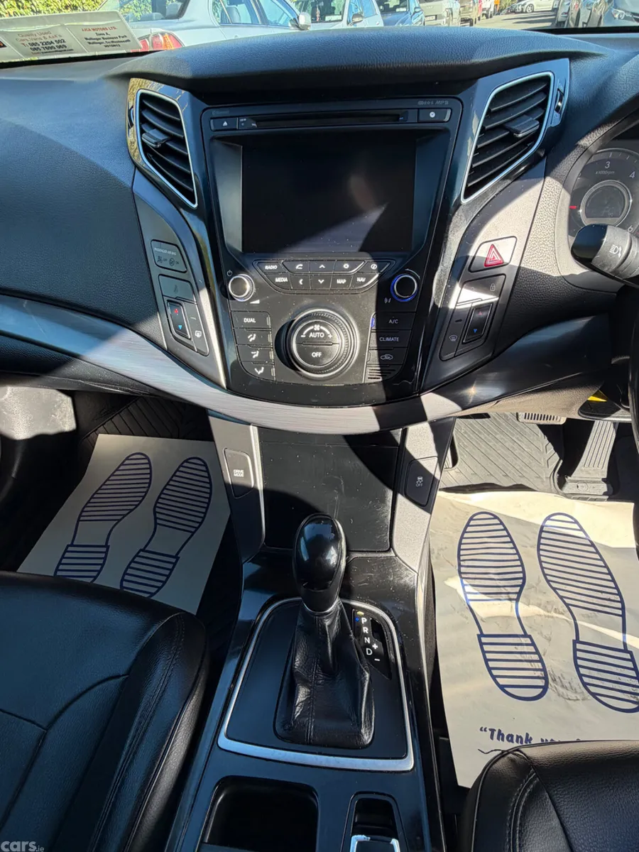 Hyundai i40 Saloon, Diesel, 2014, Silver