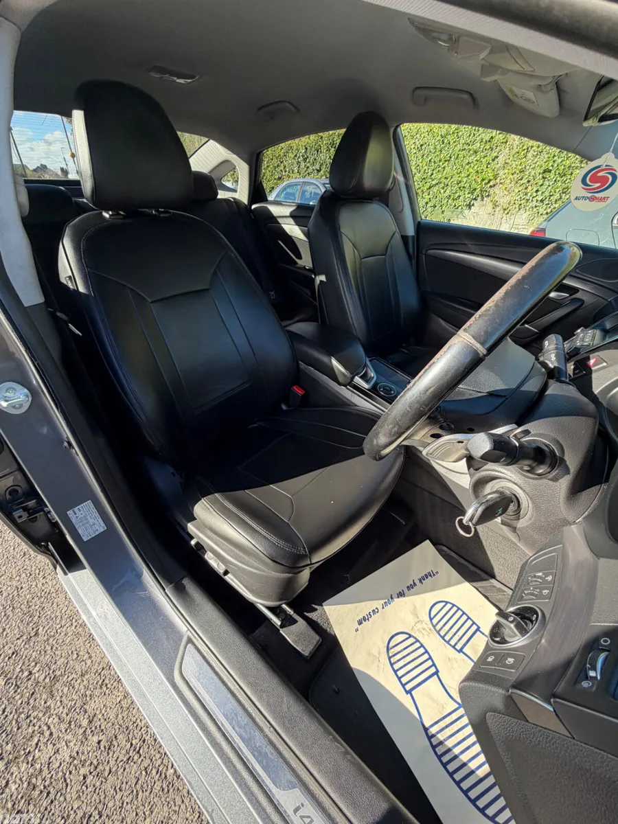 Hyundai i40 Saloon, Diesel, 2014, Silver