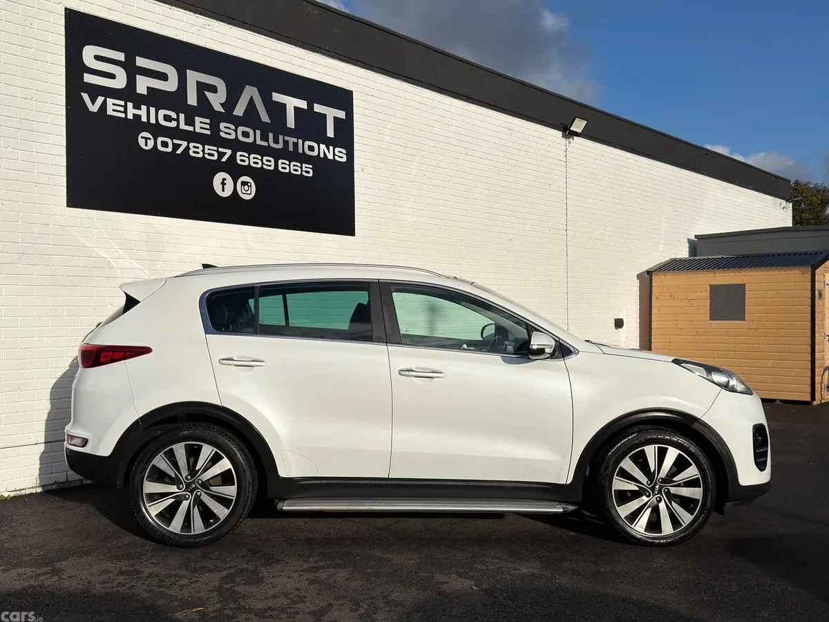 Kia Sportage SUV, Diesel, 2017, White