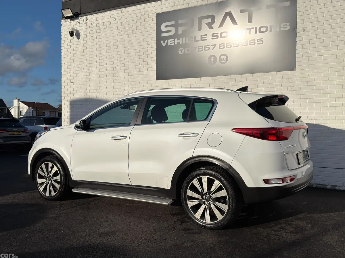 Kia Sportage SUV, Diesel, 2017, White