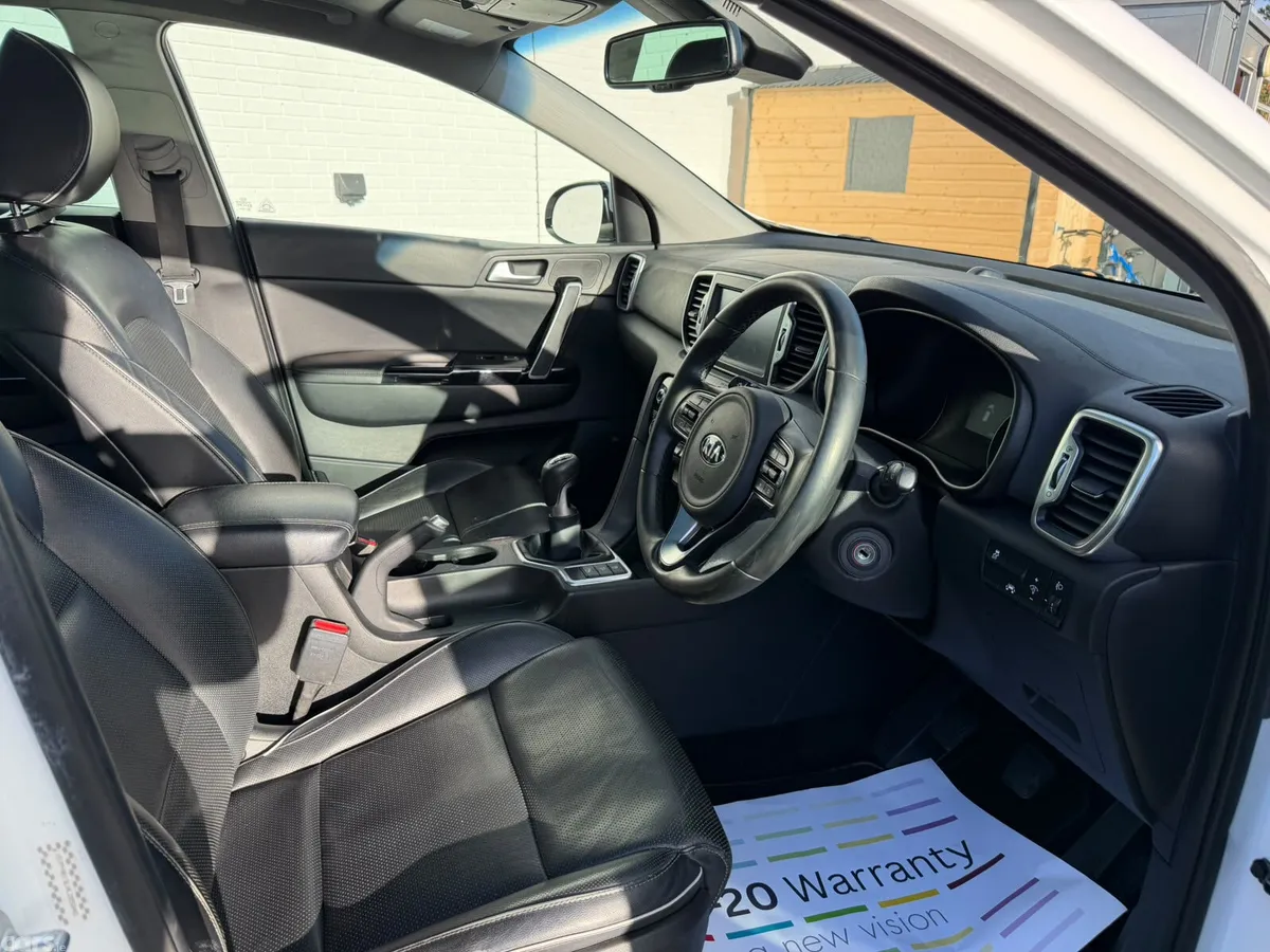 Kia Sportage SUV, Diesel, 2017, White
