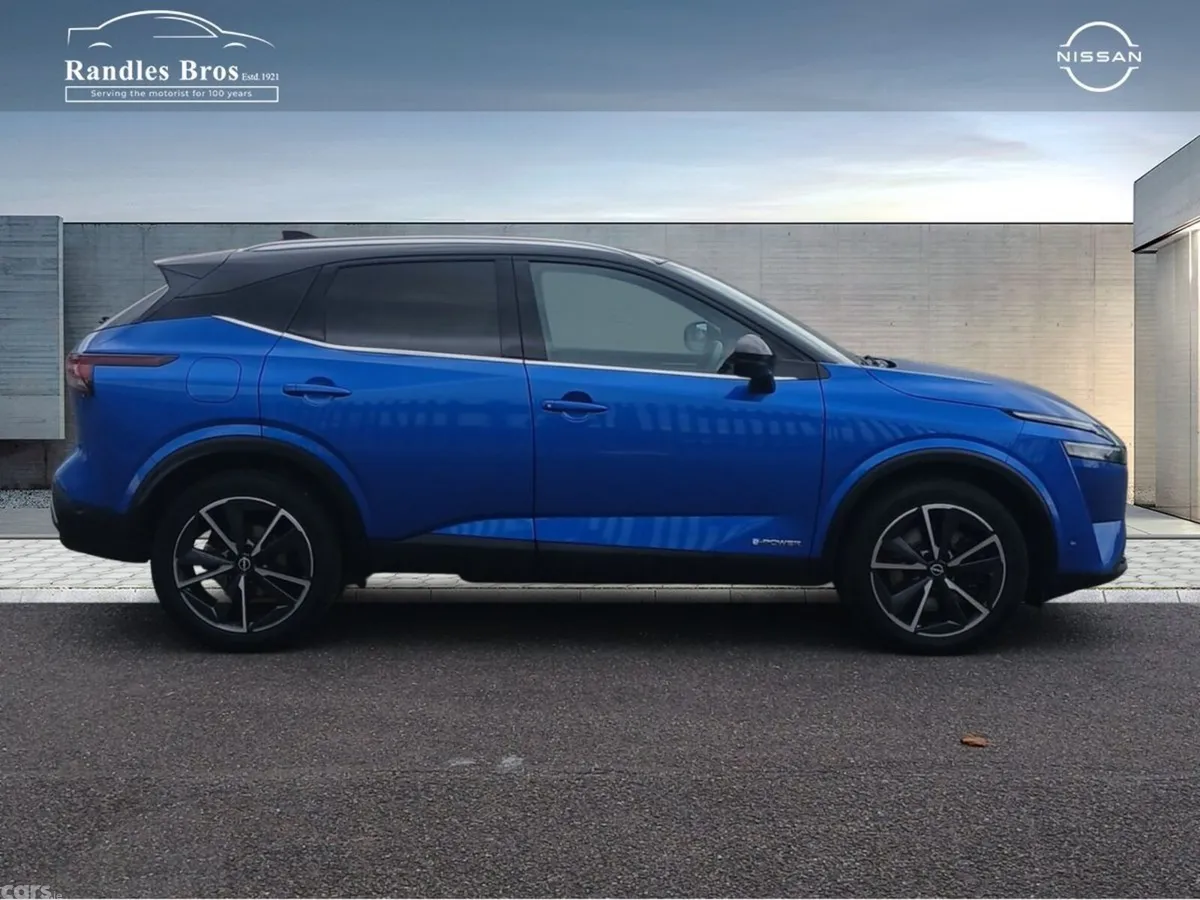 Nissan Qashqai MPV, Petrol, 2024, Blue