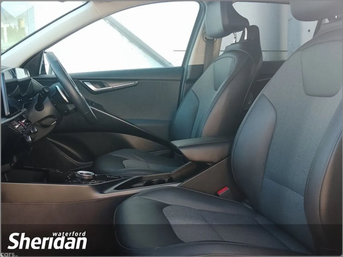 Kia Niro SUV, Electric, 2023, Green
