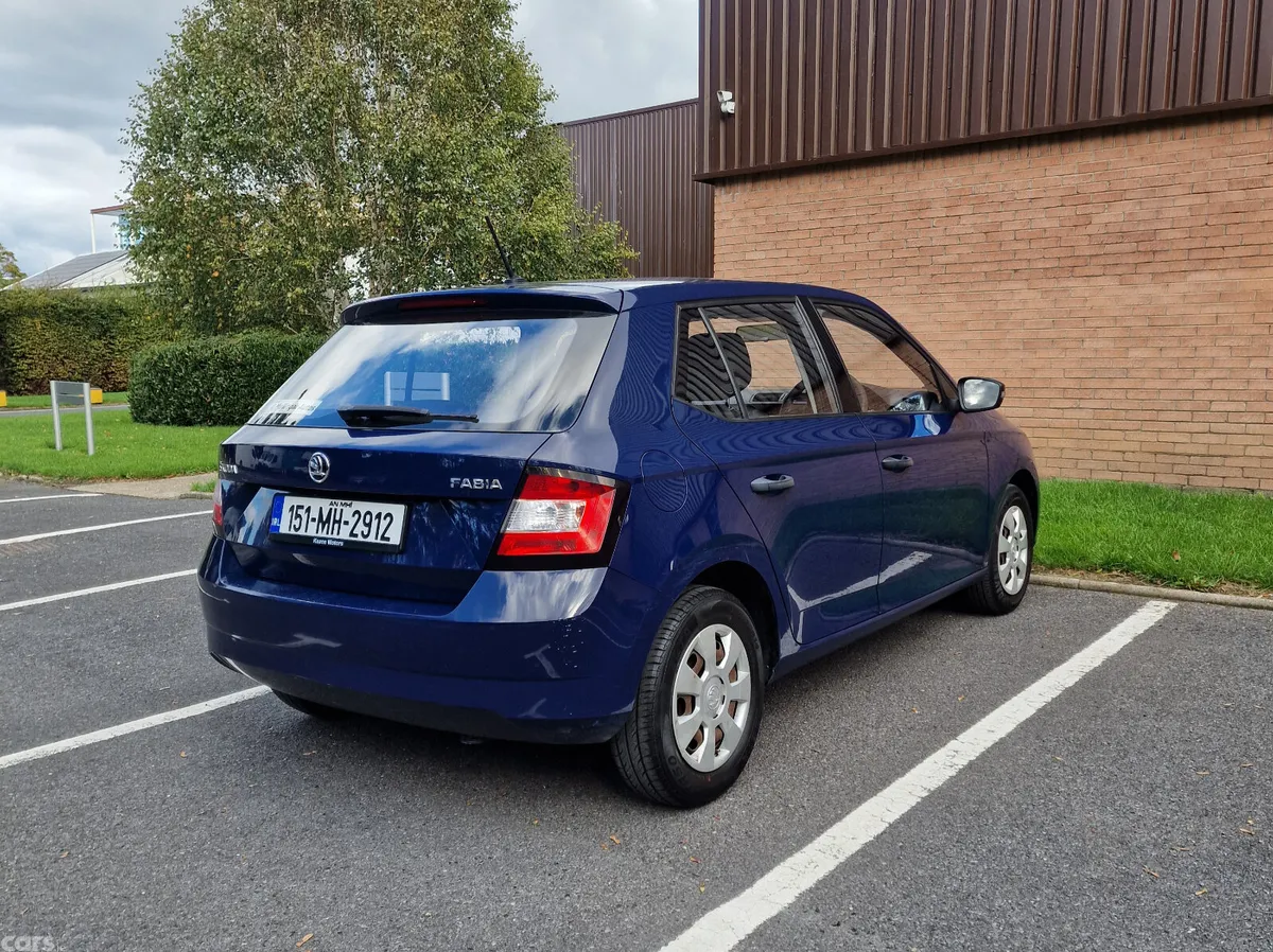 Skoda Fabia Hatchback, Petrol, 2015, Blue