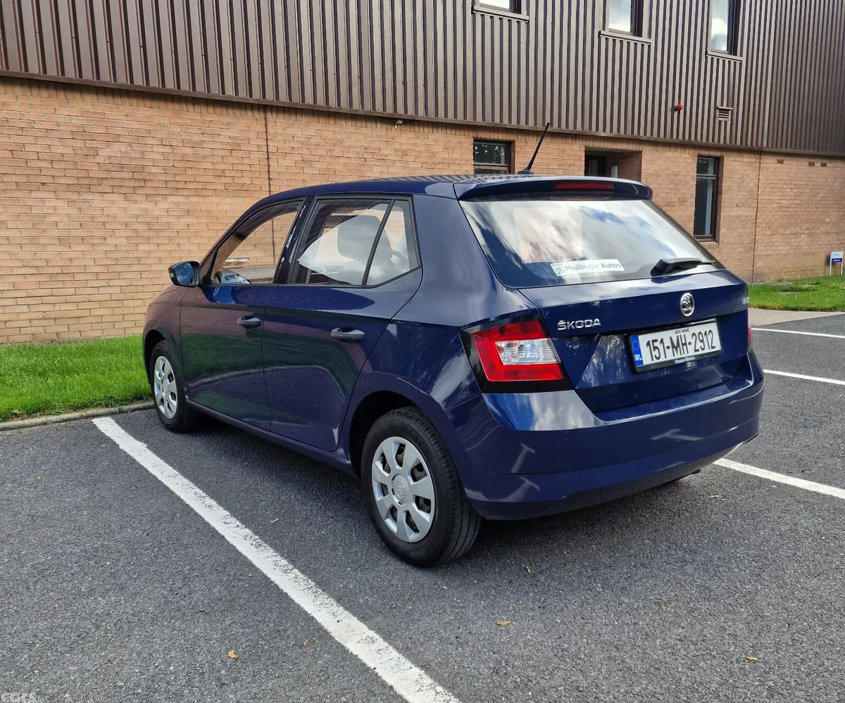 Skoda Fabia Hatchback, Petrol, 2015, Blue