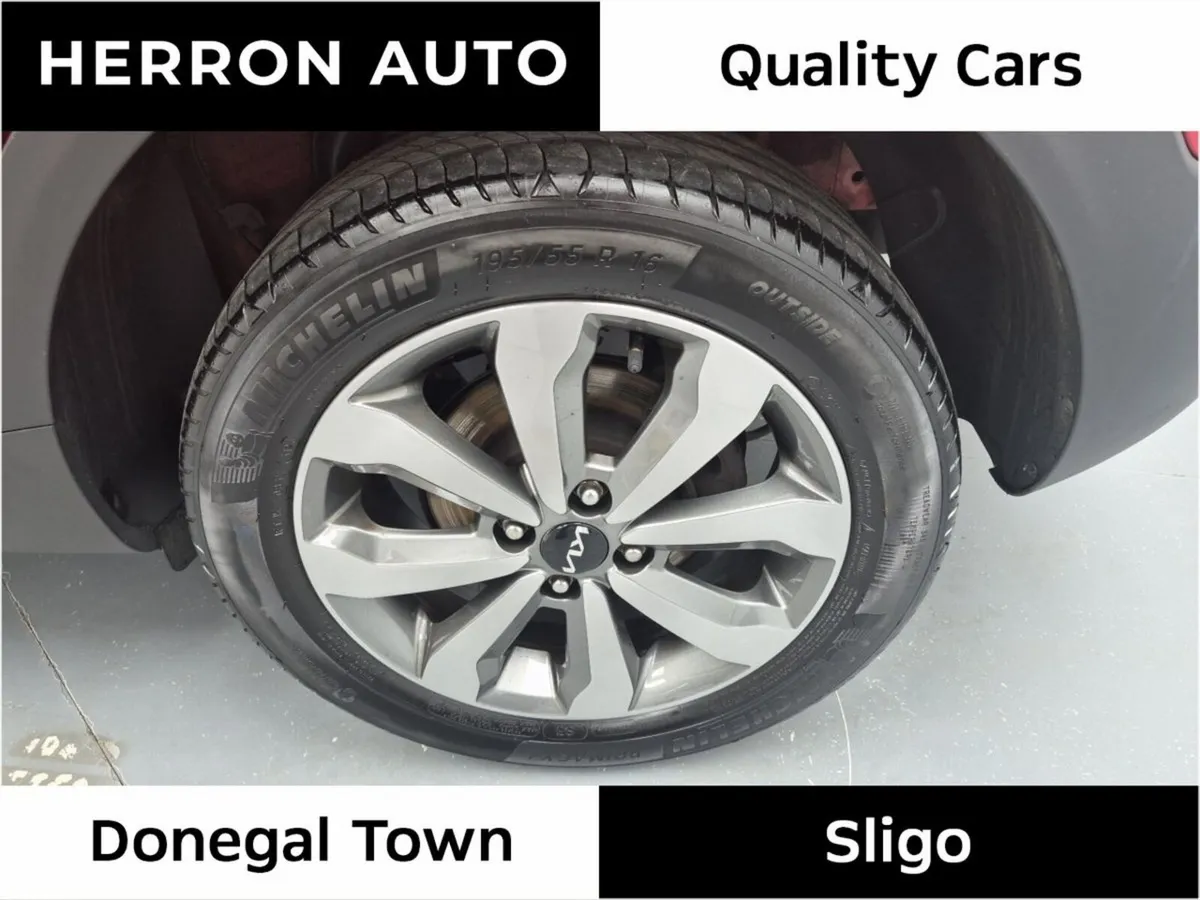 Kia Stonic SUV, Petrol, 2024, Red