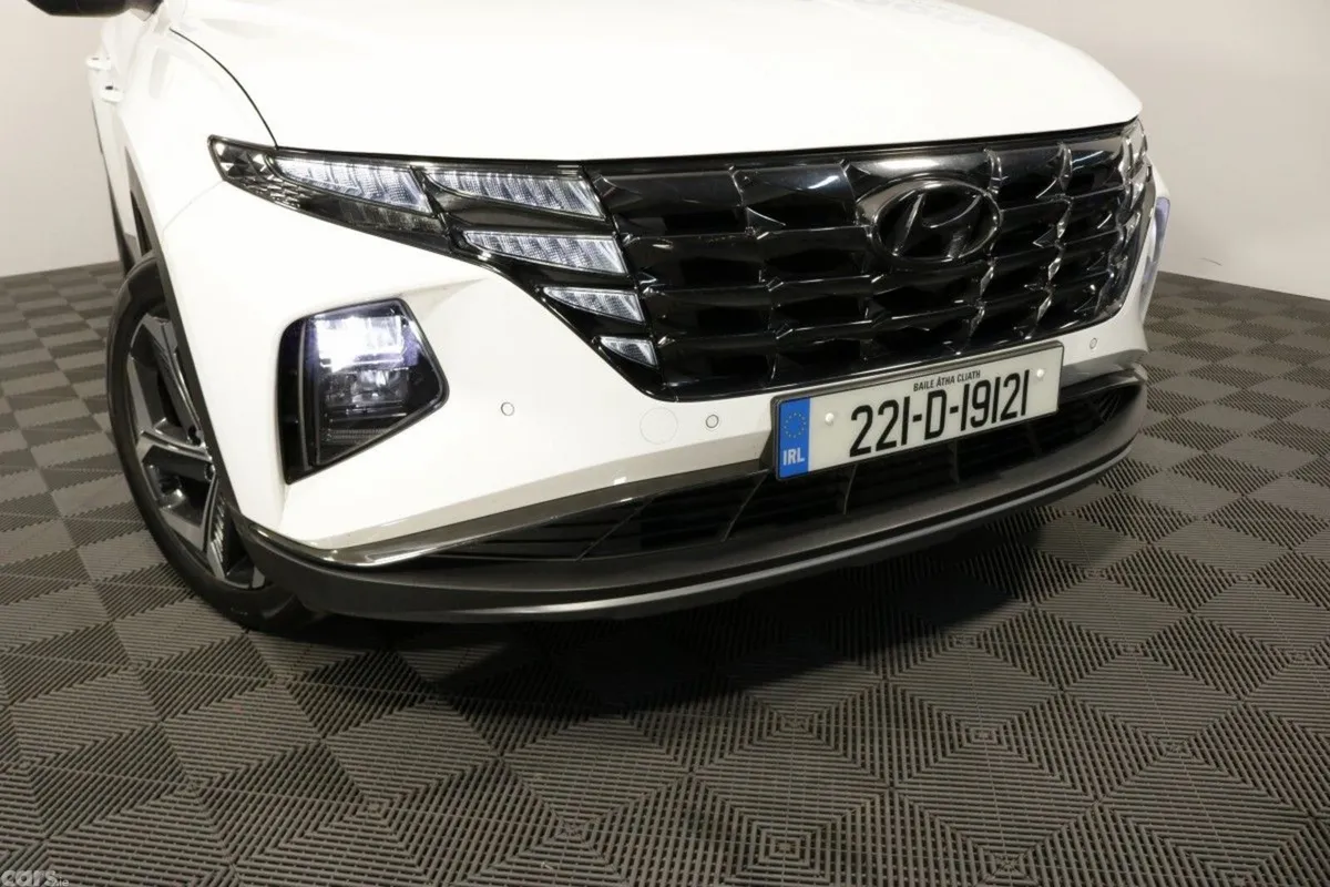 Hyundai Tucson SUV, Petrol Hybrid, 2022, White