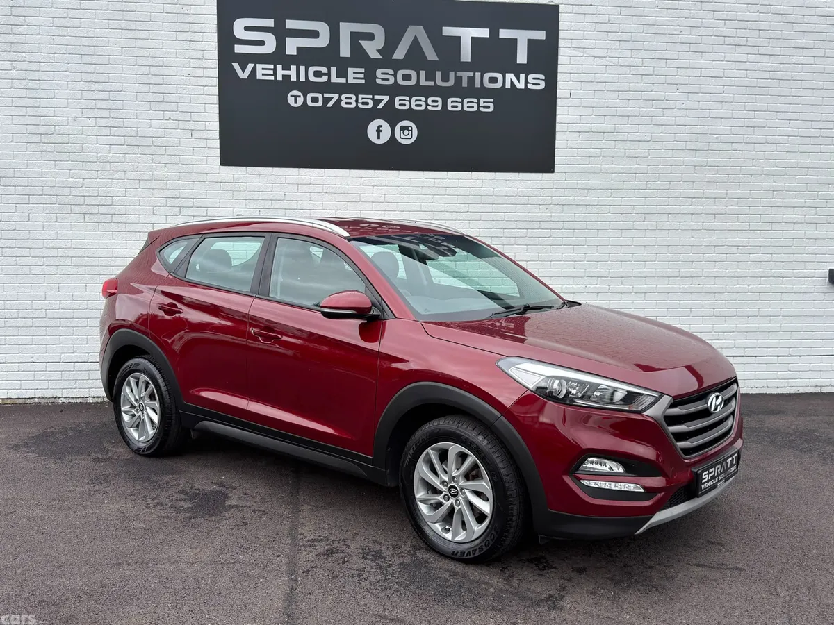Hyundai Tucson SUV, Diesel, 2016, Red