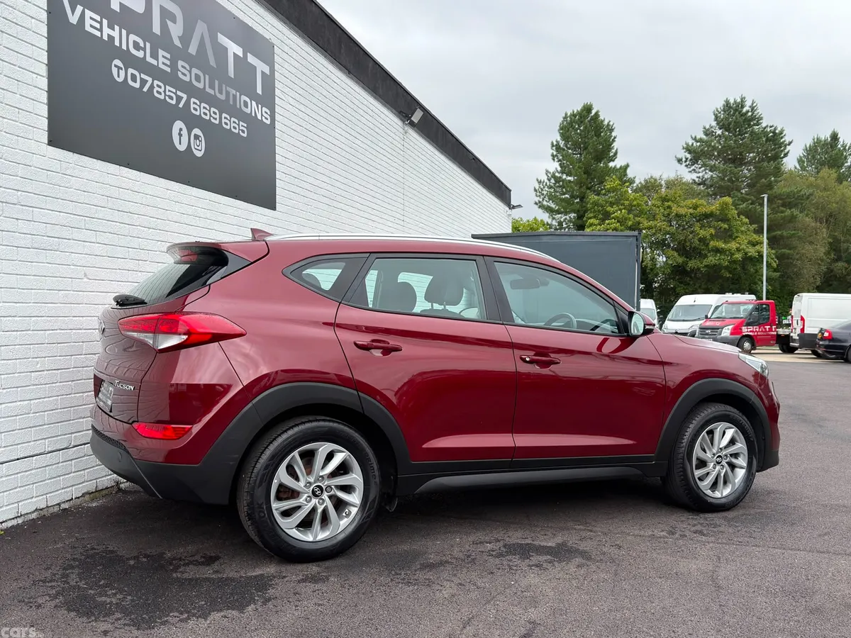 Hyundai Tucson SUV, Diesel, 2016, Red