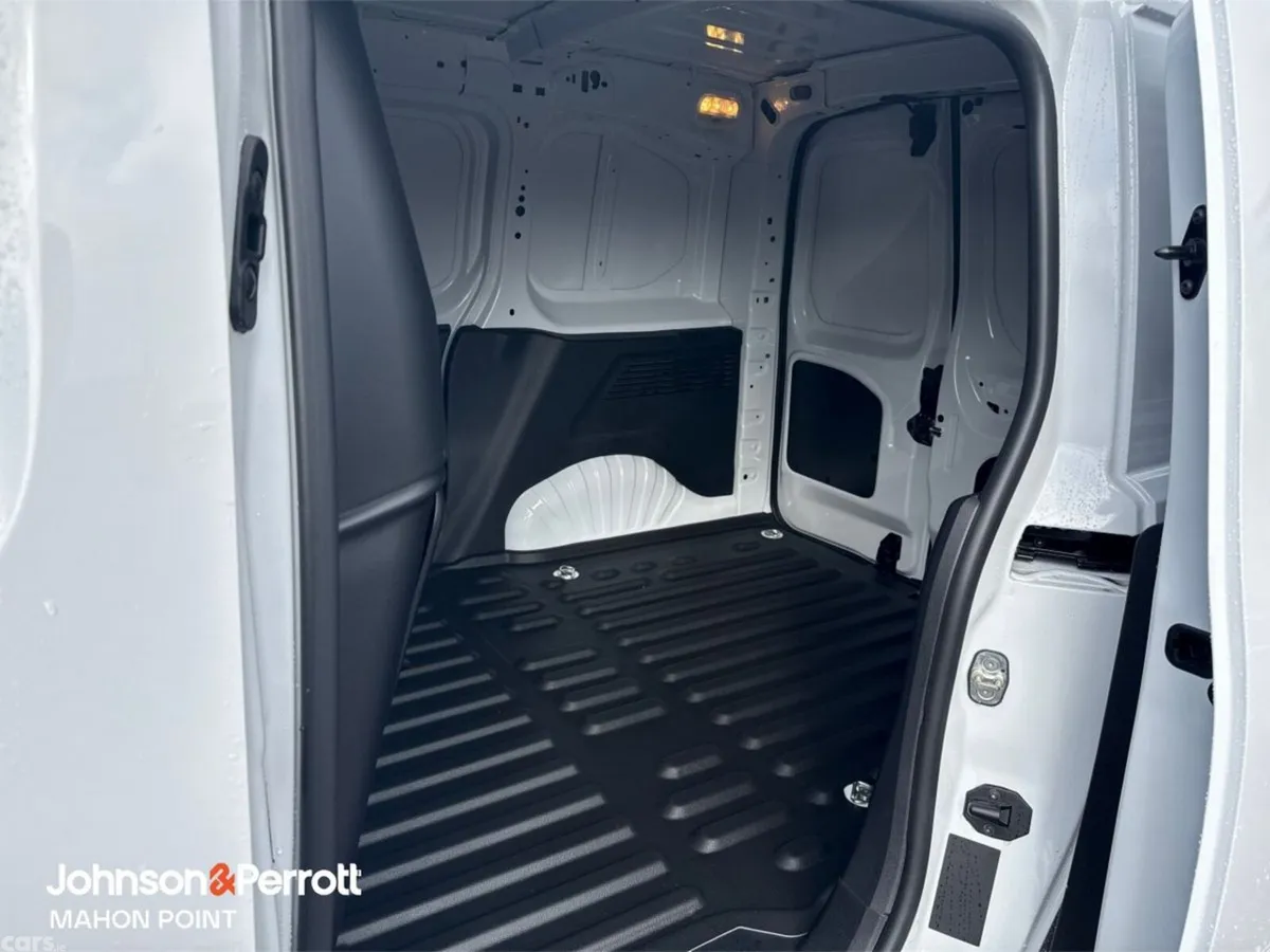 Peugeot Partner MPV, Diesel, 2026, White