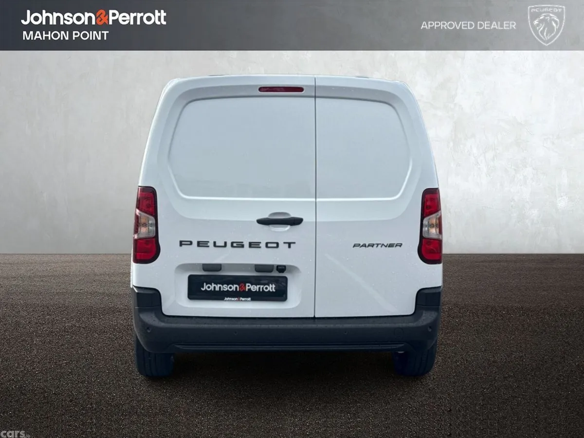 Peugeot Partner MPV, Diesel, 2026, White