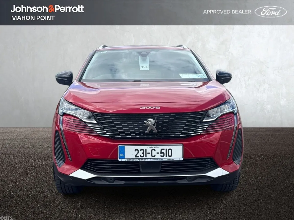 Peugeot 3008 MPV, Petrol, 2023, Red
