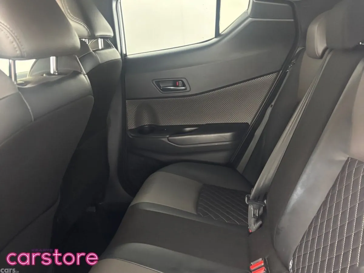 Toyota C-HR SUV, Petrol Hybrid, 2022, Red
