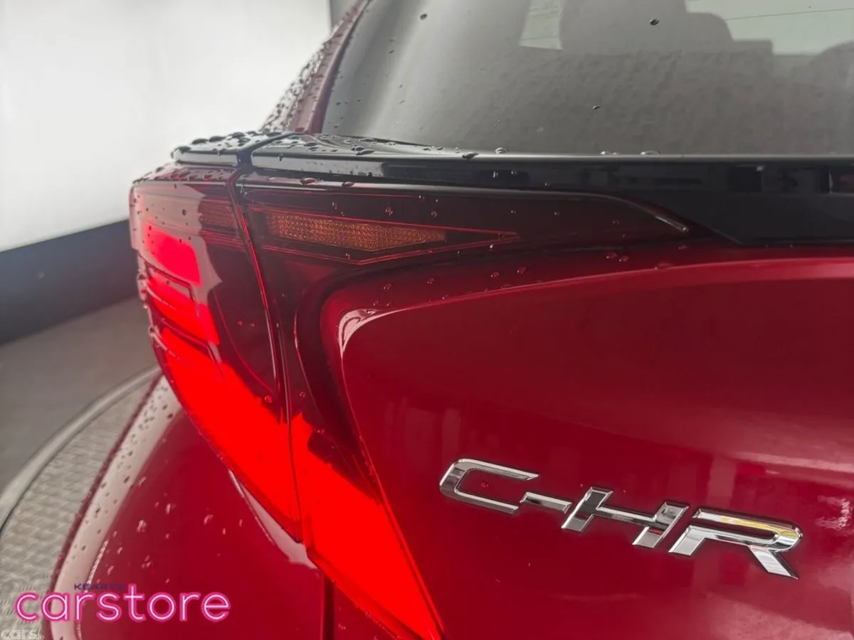 Toyota C-HR SUV, Petrol Hybrid, 2022, Red