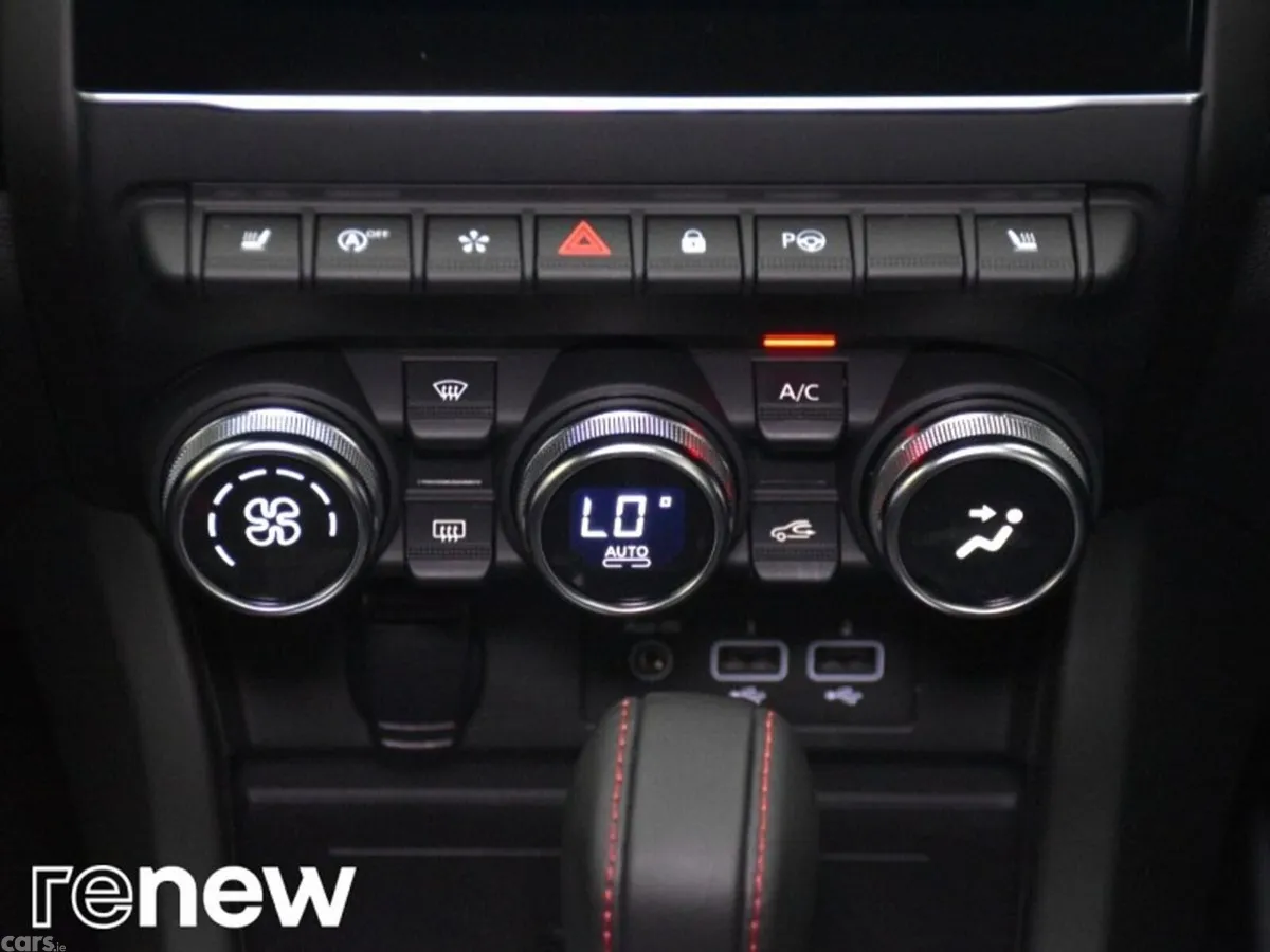 Renault Arkana Hatchback, Petrol, 2022, Orange