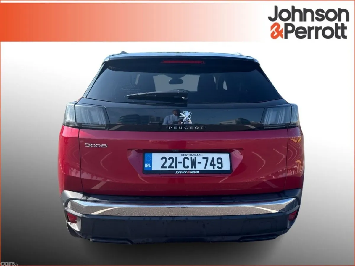 Peugeot 3008 MPV, Diesel, 2022, Red