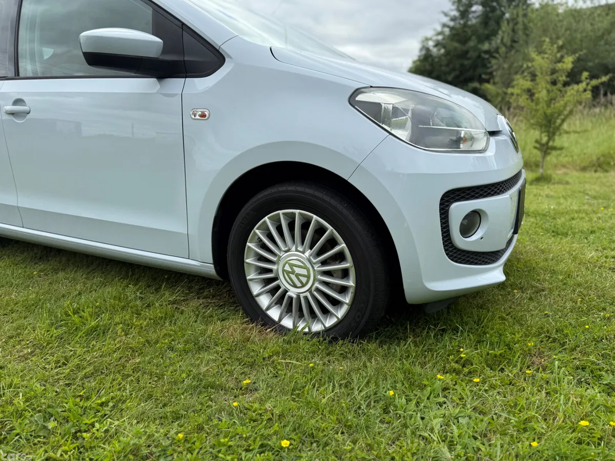 Volkswagen up! Hatchback, Petrol, 2013, Blue
