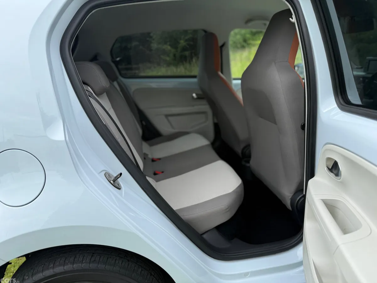 Volkswagen up! Hatchback, Petrol, 2013, Blue