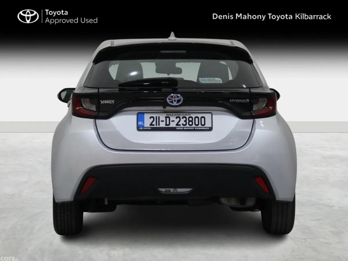 Toyota Yaris Hatchback, Petrol Hybrid, 2021, Silver