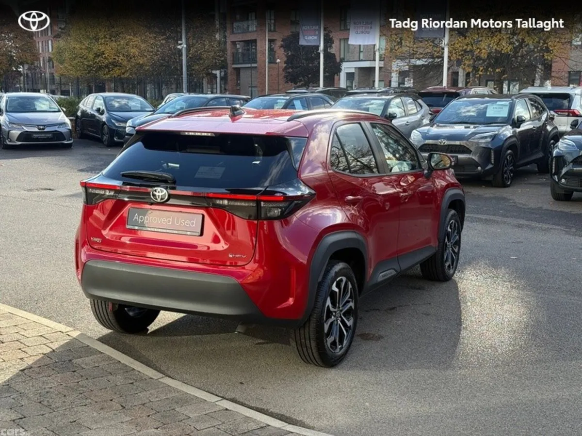 Toyota Yaris Cross Hatchback, Petrol Hybrid, 2026, Red