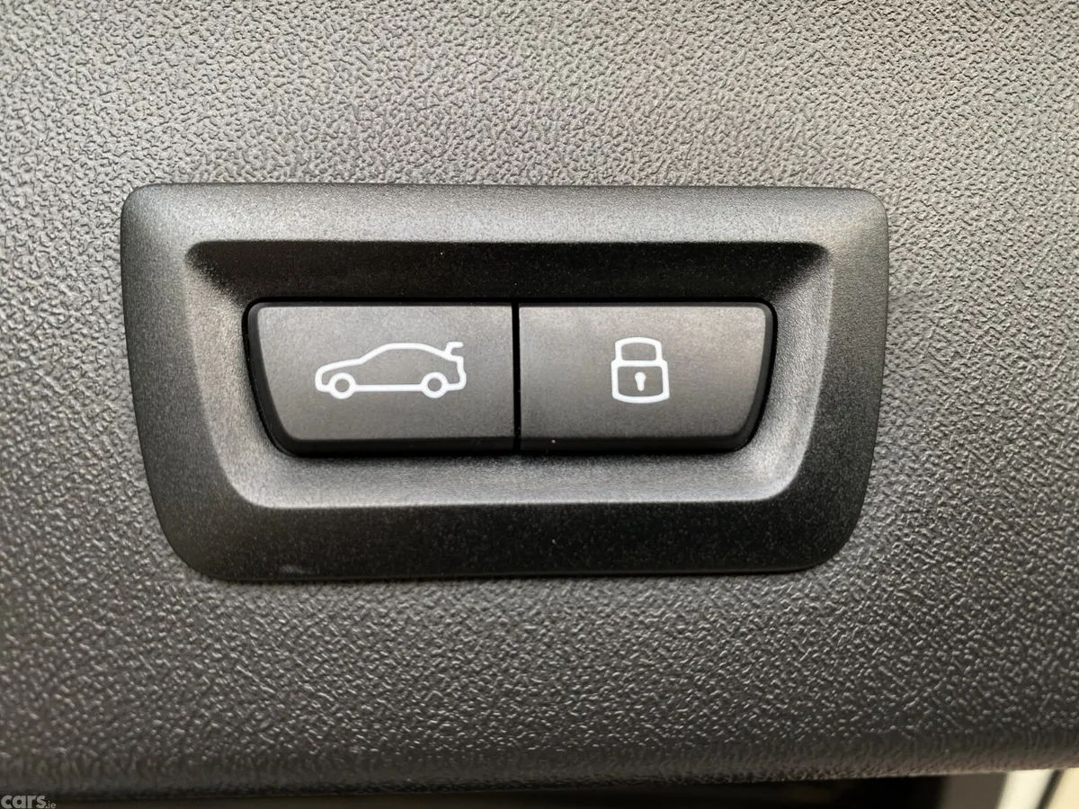 BMW X3 SUV, Petrol Hybrid, 2025, White