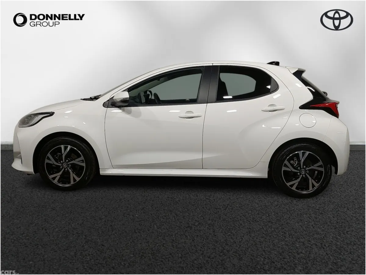 Toyota Yaris Hatchback, Petrol Hybrid, 2026, White
