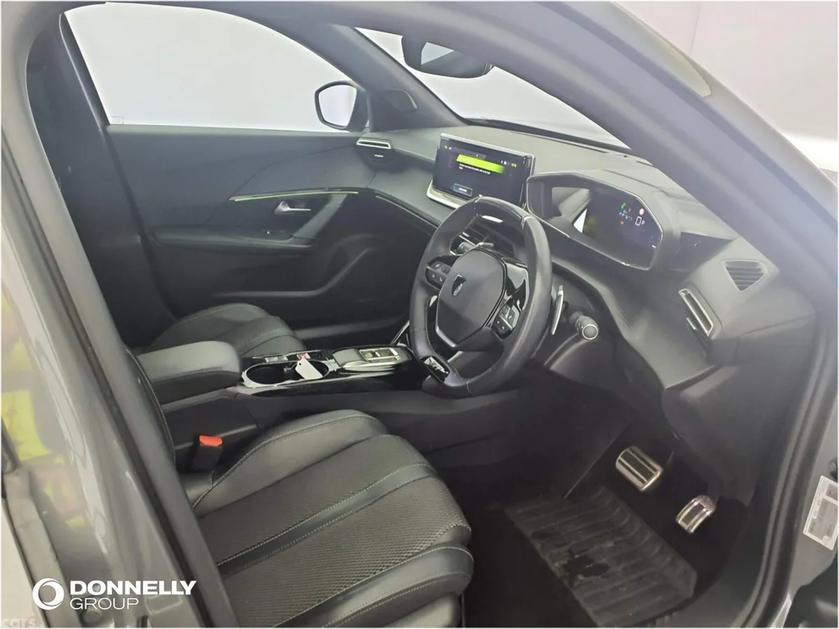 Peugeot 2008 Estate, Petrol, 2023, Grey